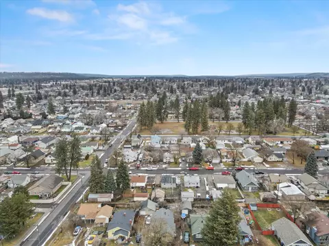 614 E Longfellow Ave, Spokane, WA 99207 photo 34