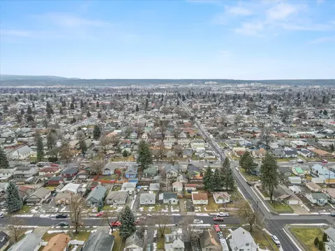 614 E Longfellow Ave, Spokane, WA 99207 photo 40