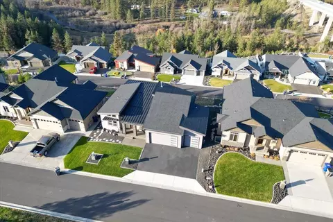 View/Area - 211 E Wandermere Heights Ln, Spokane, WA 99208 photo 4 of 4