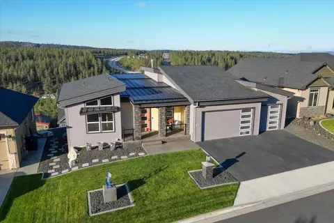 Exterior - 211 E Wandermere Heights Ln, Spokane, WA 99208 photo 7 of 7