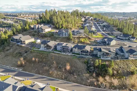 View/Area - 211 E Wandermere Heights Ln, Spokane, WA 99208 photo 1 of 4