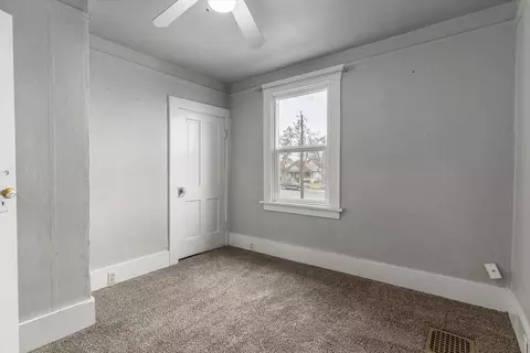 564 E Fairview Ave, Spokane, WA 99207 photo 17