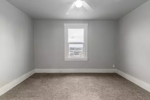 564 E Fairview Ave, Spokane, WA 99207 photo 18