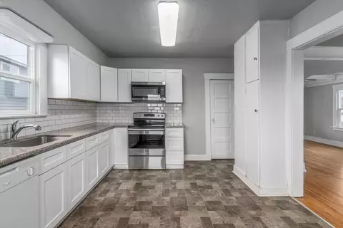 564 E Fairview Ave, Spokane, WA 99207 photo 12