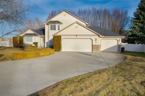 816 N Fairway Ct, Liberty Lake, WA 99019