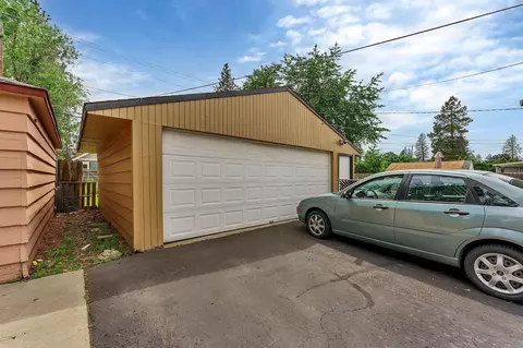 1304 E 37th Ave, Spokane, WA 99203 photo 37