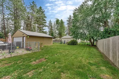 1304 E 37th Ave, Spokane, WA 99203 photo 34