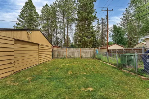 1304 E 37th Ave, Spokane, WA 99203 photo 32