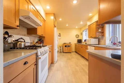 2910 E 64th Ct, Spokane, WA 99223 photo 8