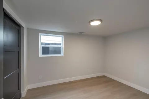 808 E Longfellow Ave, Spokane, WA 99207 photo 14