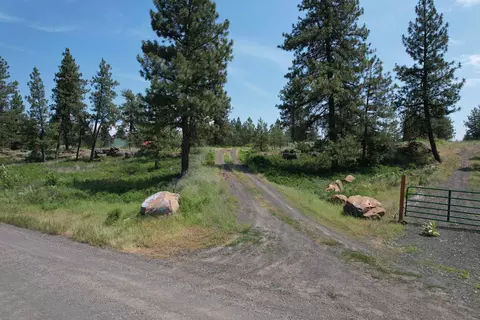20027 S Harrison Rd, Cheney, WA 99008