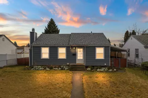 2417 W Sanson Ave, Spokane, WA 99205
