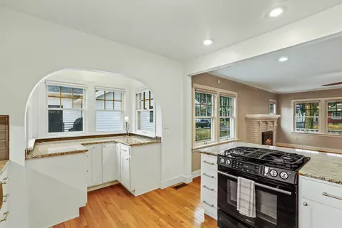 1015 E 18th Ave, Spokane, WA 99203 photo 9
