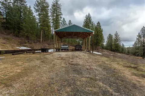 4760 Cougar Mountain Way, Clayton, WA 99110