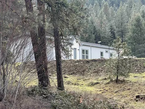 1027 Mingo Mountain Rd, Kettle Falls, WA 99141