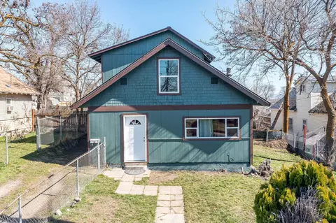 2908 N Standard St, Spokane, WA 99207