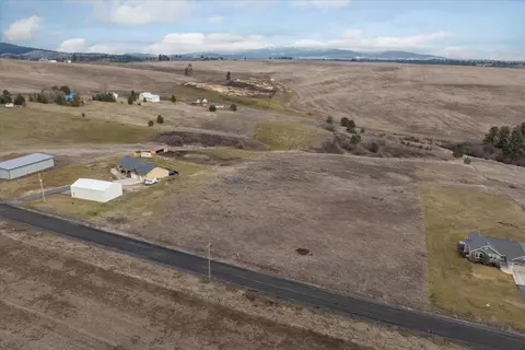 5536 N Stoughton Rd, Valleyford, WA 99036