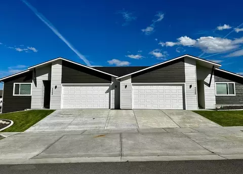 1220 N Coach Dr, Spokane Valley, WA 99016