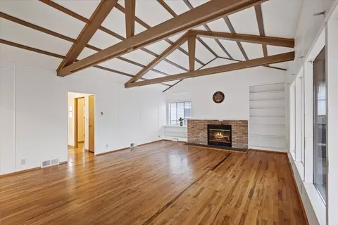 Living - 3408 E 29th Ave, Spokane, WA 99223 photo 3 of 5