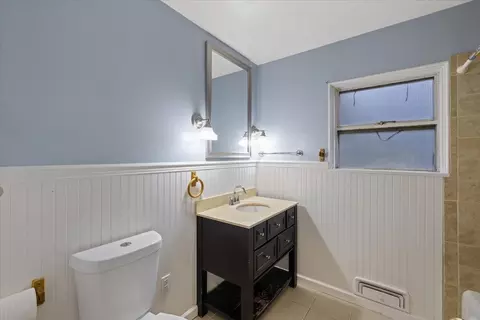 Bath - 3408 E 29th Ave, Spokane, WA 99223 photo 1 of 3