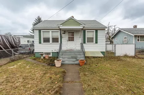 327 E Courtland Ave, Spokane, WA 99207