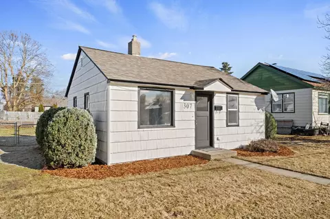 307 E Longfellow Ave, Spokane, WA 99207 photo 4