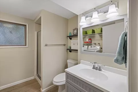 Bath - 1902 E 63rd Ave, Spokane, WA 99223 photo 3 of 3