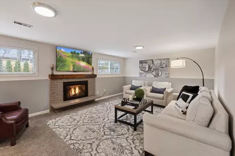 Living - 1902 E 63rd Ave, Spokane, WA 99223 photo 7 of 8