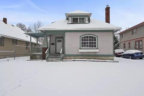 2214 N Columbus St, Spokane, WA 99207