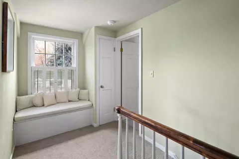 Entry Way - 227 E High Dr, Spokane, WA 99203 photo 2 of 2