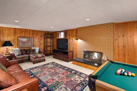 Living - 227 E High Dr, Spokane, WA 99203 photo 6 of 7