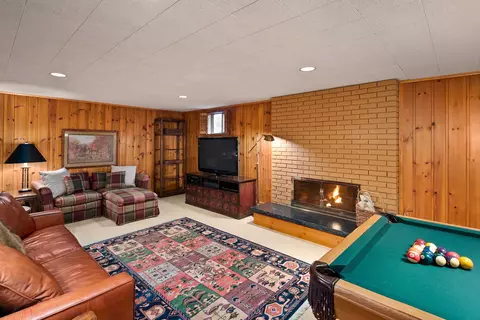 Living - 227 E High Dr, Spokane, WA 99203 photo 7 of 7