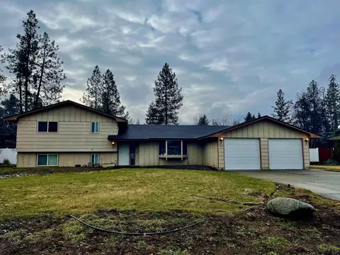 7005 W Johannsen Ave, Nine Mile Falls, WA 99026