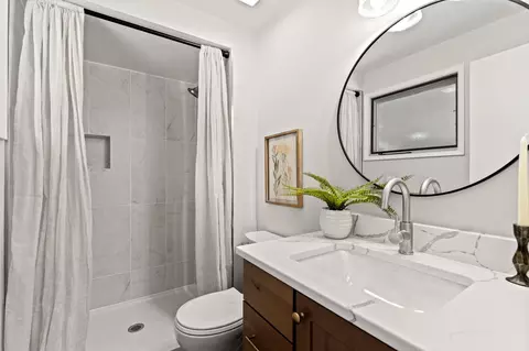 Bath - 13412 E 24th Ave, Spokane Valley, WA 99216 photo 1 of 3
