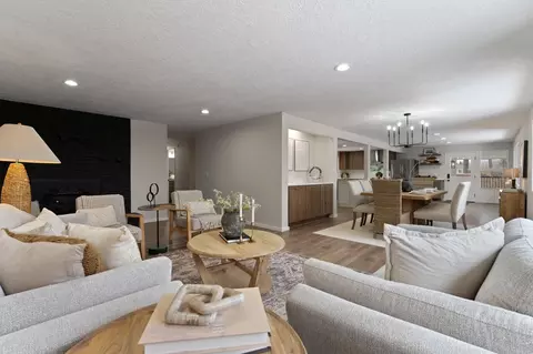 Living - 13412 E 24th Ave, Spokane Valley, WA 99216 photo 3 of 5