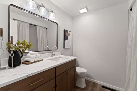 Bath - 13412 E 24th Ave, Spokane Valley, WA 99216 photo 2 of 3
