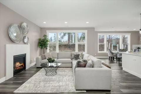 Living - 3402 E 46th Ct, Spokane, WA 99223 photo 1 of 5