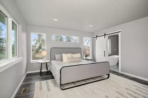 Bedroom - 3402 E 46th Ct, Spokane, WA 99223 photo 2 of 3