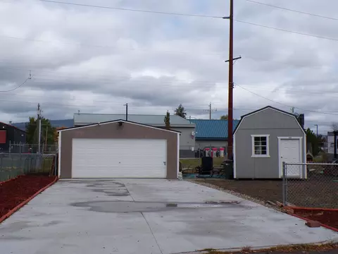 17309 E Coach Dr, Spokane Valley, WA 99016