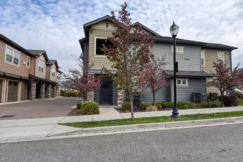 24499 E Pinnacle Ct UNIT C, Liberty Lake, WA 99019