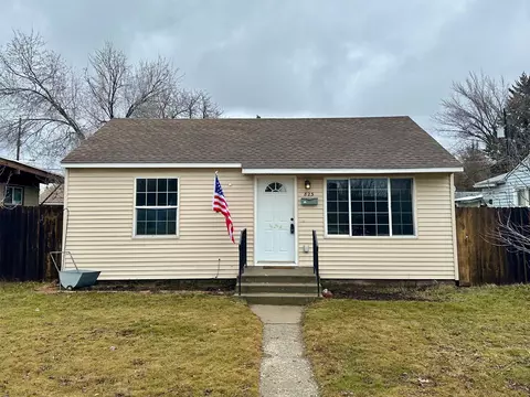 823 E Nebraska Ave, Spokane, WA 99208
