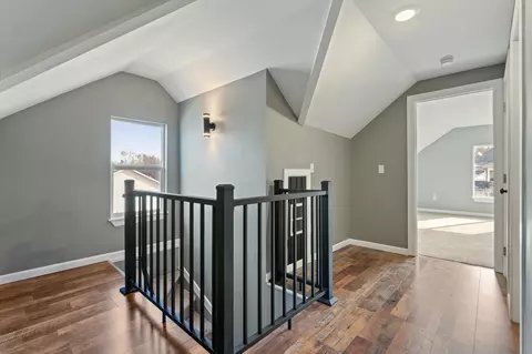Entry Way - 2811 E 4th Ave, Spokane, WA 99202 photo 1 of 3