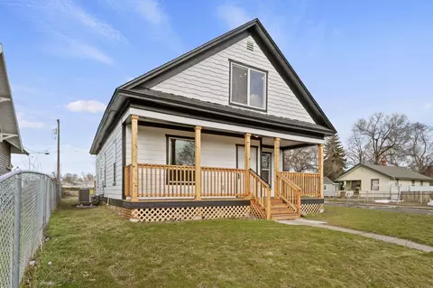Exterior - 2811 E 4th Ave, Spokane, WA 99202 photo 7 of 7