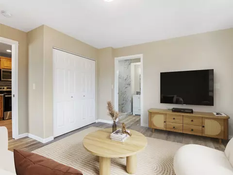 Bedroom - 544 E Dave Ct, Spokane, WA 99208 photo 4 of 5