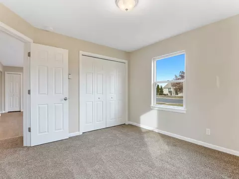 Bedroom - 544 E Dave Ct, Spokane, WA 99208 photo 5 of 5