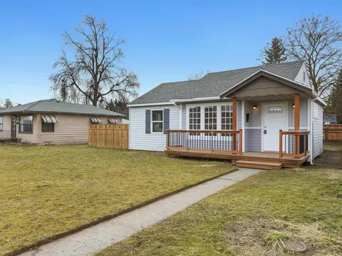 Exterior - 544 E Dave Ct, Spokane, WA 99208 photo 3 of 6