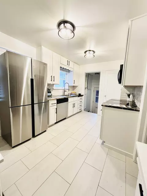 Kitchen - 1105 E 18th Ave, Spokane, WA 99203 photo 2 of 2