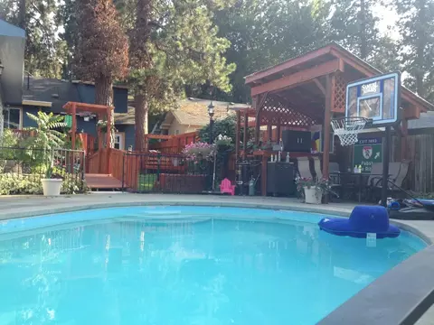 Exterior - 1105 E 18th Ave, Spokane, WA 99203 photo 9 of 13