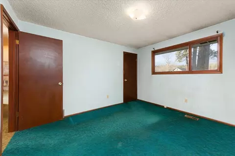 1017 E Greenleaf Dr, Spokane, WA 99208 photo 8