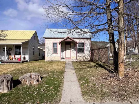 445 E 2nd Ave, Colville, WA 99114